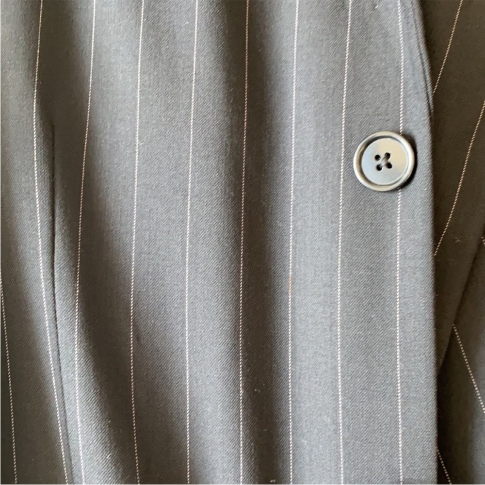 Emanuel Ungaro Gray blazer with Subtle Draping